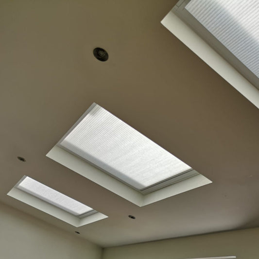 Sunshade Blind - motorised operation for SKYLIGHTS